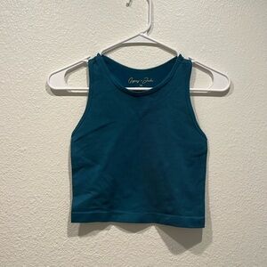 Croped teal tank